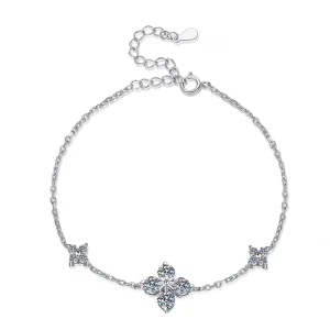 1.2 Carat Moissanite Four-Leaf Clover Chain Link Bracelet S925 Sterling Silver Rhodium Plated