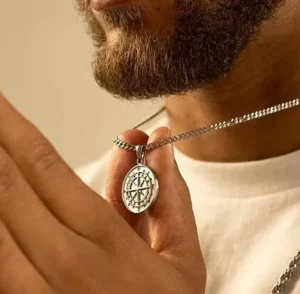 18K Gold PVD Rolo Chain Compass Pendant Necklace with Brushed Relief