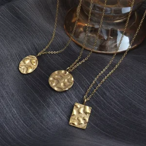 18K PVD Gold-Plated Stainless Steel Geometric Disc Pendant Necklace with Wavy Hammered Texture