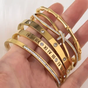 18k Gold-Plated Stainless Steel Bangle Bracelet with Crystal Rhinestones for Women