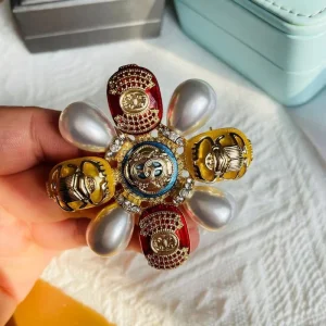1pcs Big Pearl Brooch Pin for Women