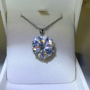 20CT Six Prong Moissanite Clavicle Necklace Oversized Evening Party Women Fine Jewelry