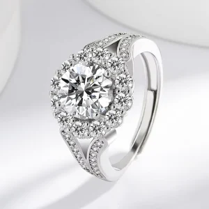 Fine Jewelry Silver Plated 2 Carat Simulated Moissanite Diamond Zircon Ring