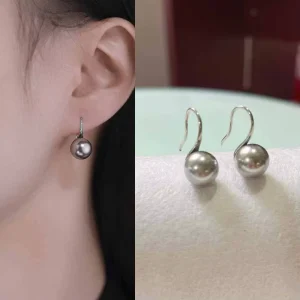 Alloy Imitation Pearl Earrings with Grey Pearl Hook and Tahitian Black Pearl