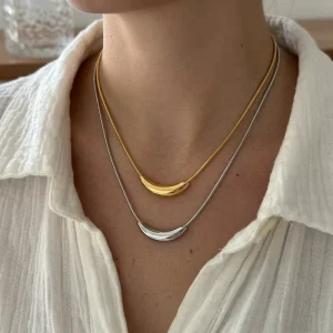 Anti-Tarnish Waterproof 18K Gold Stainless Steel Geometric Crescent Curved Bar Pendant Snake Chain Necklace