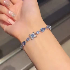 Blue Zircon Four Leaf Clover Alloy Stackable Bracelet
