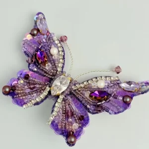 Butterfly-Shaped Crystal Metal Alloy Brooch Women’s Wedding Engagement Party Jewelry