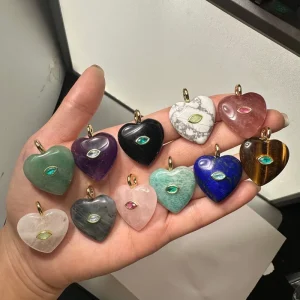 Choker Necklace for Women Natural Stone Heart Clavicle Chain Zircon Colorful Pendants & Charms