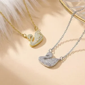 Copper-Inlaid Zirconium Necklace with Cubic Zirconia Swan Pendant 18K Gold-Plated Collarbone Chain