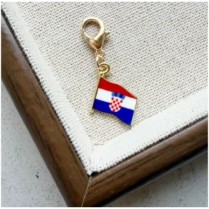 Croatia Fine Craftsmanship Collectible National Flag Charms Small Alloy Flag Pendants Fan Merchandise Bag Zipper Pulls