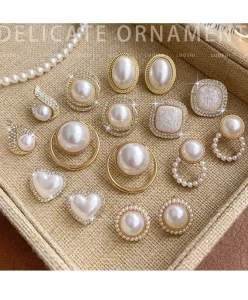 Crystal-Inlaid Letter-Shape Pearl Stud Earrings Vintage Statement Jewelry Accessories