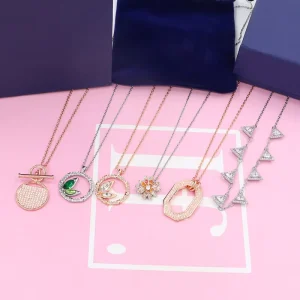 Crystal Leaf Flower Geometric Pendant Necklace Gold Rose Gold Plated Office Wear Jewelry
