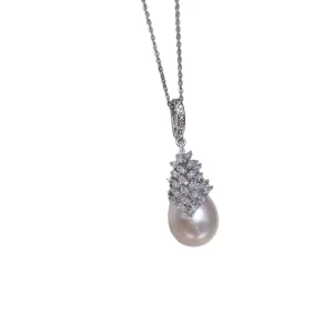 Custom Freshwater Pearl Pendant Necklace with Gold-Plated Chain and Zircon Cluster Teardrop