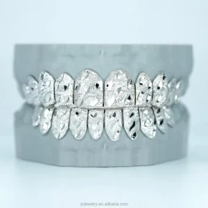 Custom Iced-Out VVS Natural Diamond Moissanite Teeth Grillz Hip-Hop Style