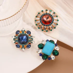 European American Vintage Crystal Brooch for Women Wedding Pin