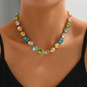 European and American Geometric Necklace Inlaid with Colorful Glass Rhinestones Minimalist and Versatile Clavicle Chain Choker