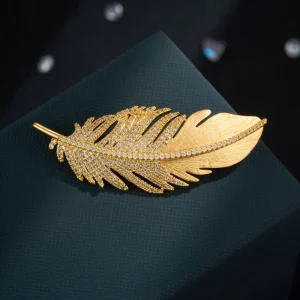 Factory Custom Luxury 14K Gold Plated Brass Alloy Brushed Metal Full Pave Cubic Zirconia Feather Brooch