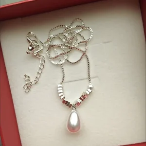 Fashion Women’s V-Shape CZ Baroque Pearl Drop Necklace with Extender Chain