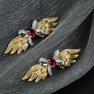 Fine Jewelry Angel Wing Bowknot Solid 18K Real Yellow Gold White Gold Natural Pigeon Blood Ruby Natural Diamond Pendant Brooch