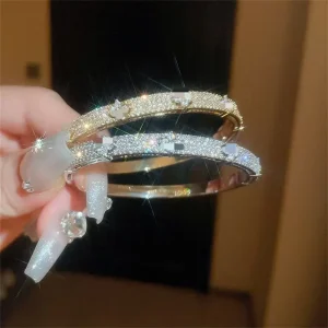 Four Leaf Clover Cubic Zirconia Full Pave Bangle