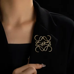 Geometric Hollowed-out Brooch with Pin Buckle for Suits and Overcoats