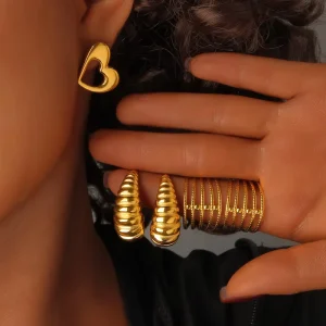 Gold Filled Hollow Heart Hoop Earrings Personalized Jewelry for Women