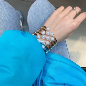 Gold-Plated Imitation Pearl Wide Grooved Cuff Bangle Bracelet for Women Alloy
