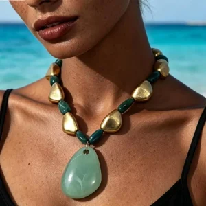 Irregular Geometric Pendant Necklace with Minimalist Resin Water Drop Design for Women