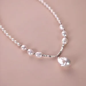 Korean-Style Pearl Sweater Necklace with Electroplated Fragmented Silver O-Chain
