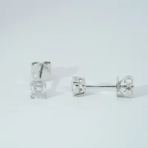 Lab-Grown Diamond Earrings 3.5×3.5mm Cushion-Cut 10K Solid Gold IGI Certified
