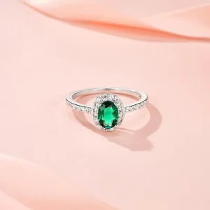 Lab-Grown Emerald 7*5mm Engagement Ring Solid Gold PT950 with Diamond