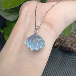 Light Blue Crystal Aquamarine Shell Pendant
