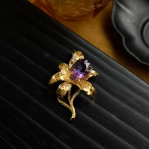 Lily Amethyst Brooch in 925 Sterling Silver Corsage Accessory