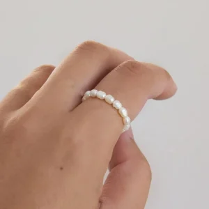 Low Price Classic Stainless Steel Round Imitation Pearl Engagement Ring for Women