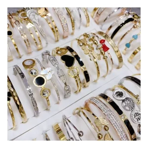 Luxury Fashion Jewelry Set Colour Mixture Random Styles Inoxydable Titanium Steel Mixed Bracelet Diamond Bangles for Women