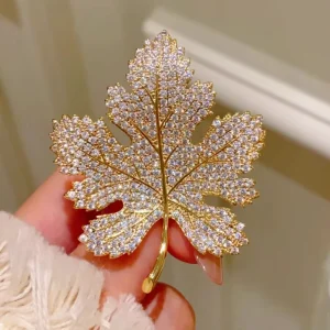 Maple Leaf Brooch Women’s Design N2606021
