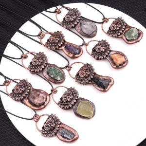 Natural Crystal Agate Owl Pendant Vintage Inlaid Raw Stone Necklace