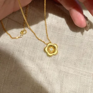 S925 Sterling Silver Flower Pendant Necklace with Brushed Diamond Finish