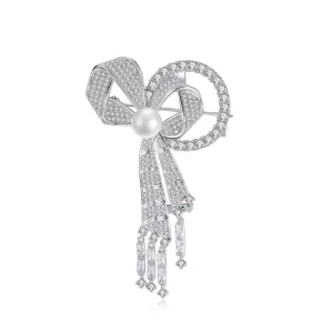 Sparkling CZ Vintage Pearl Pin with Large Rhinestone and Zircon Brooch