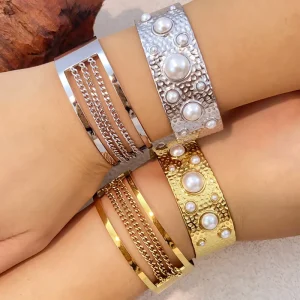 Stainless Steel Pearl Wide Cuff Bangle for Women, 18K Gold Metal, Hammered Texture, Open Bracelet (BL395)