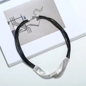 Vintage Black Rope Geometric Short Choker Necklace