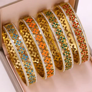 Vintage Four-Leaf Clover Stainless Steel Bracelet