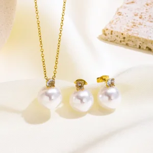 Vintage Pearl Earrings and Pendant Necklace Set with Diamond Detail for Women