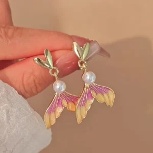 Vintage Zinc Alloy Pearl Drop Fishtail Earrings