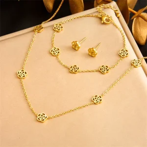 Waterproof Diamond Four Leaf Flower Necklace, Bracelet and Earring Set, 18K Gold Plated