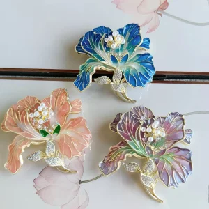 Women’s Enamel Flower Brooch with Pearl Clothing Accessory