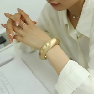 Women’s Gold Bracelets Source Manufacturer