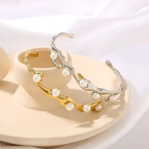 Women’s Open Pearl Bangle