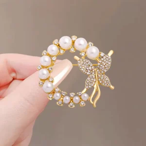 Zinc Alloy 14K Gold-Plated Geometric Heart Flower Brooch Multi-Style Women’s Pin